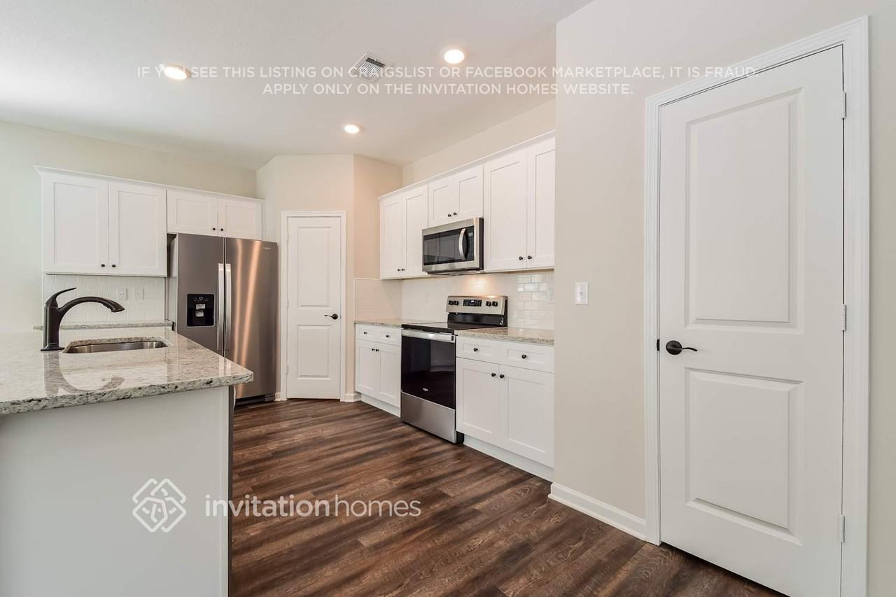 6128 Nathaniel Ln - Photo 6 of 16