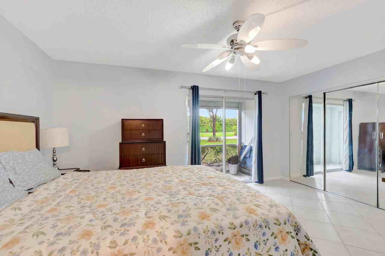 549 Fanshaw North - Photo 5 of 19