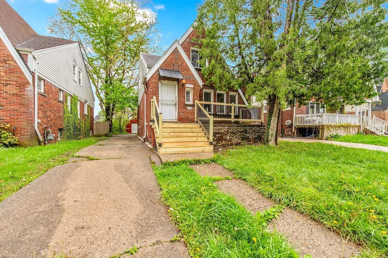 9171 Bishop Street #1