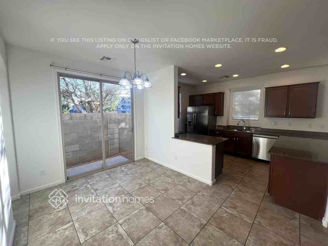 3369 E Liberty Ln - Photo 7 of 21