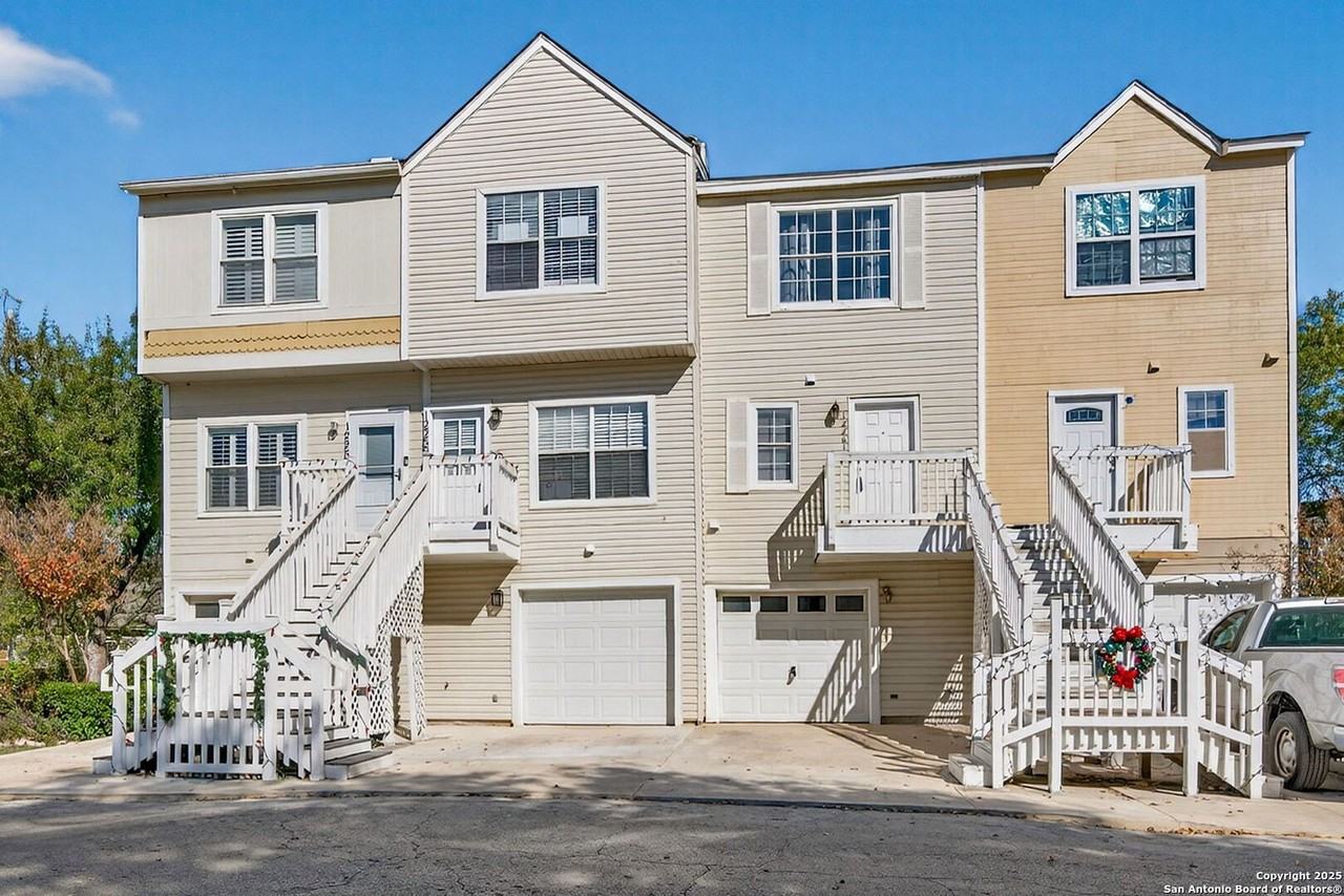 12261 Lemon Blossom - Photo 2 of 26