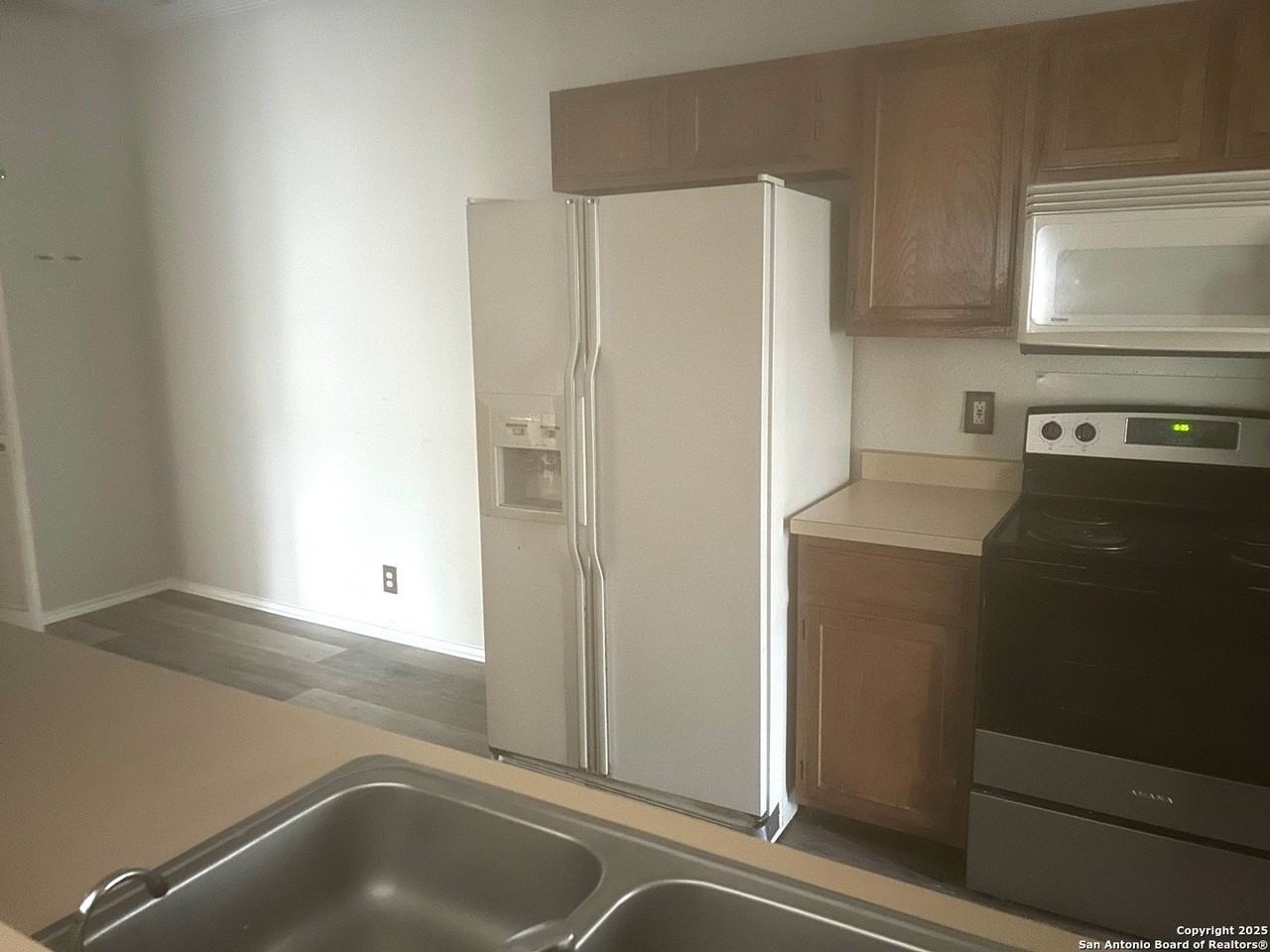 4302 Mill Bnd - Photo 4 of 11