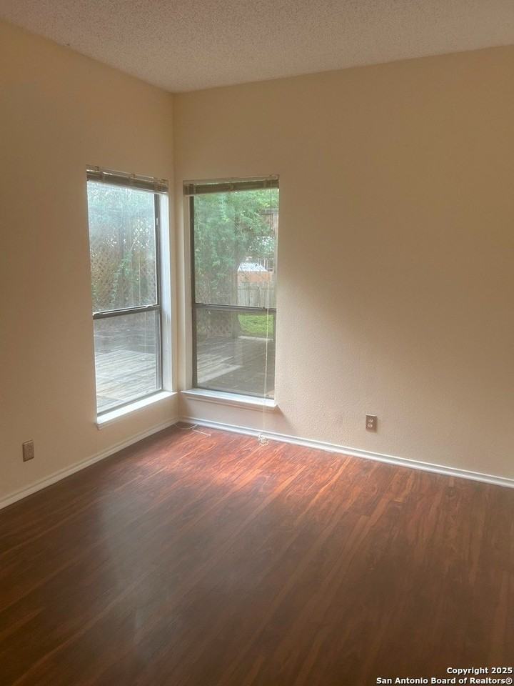 4302 Mill Bnd - Photo 6 of 11