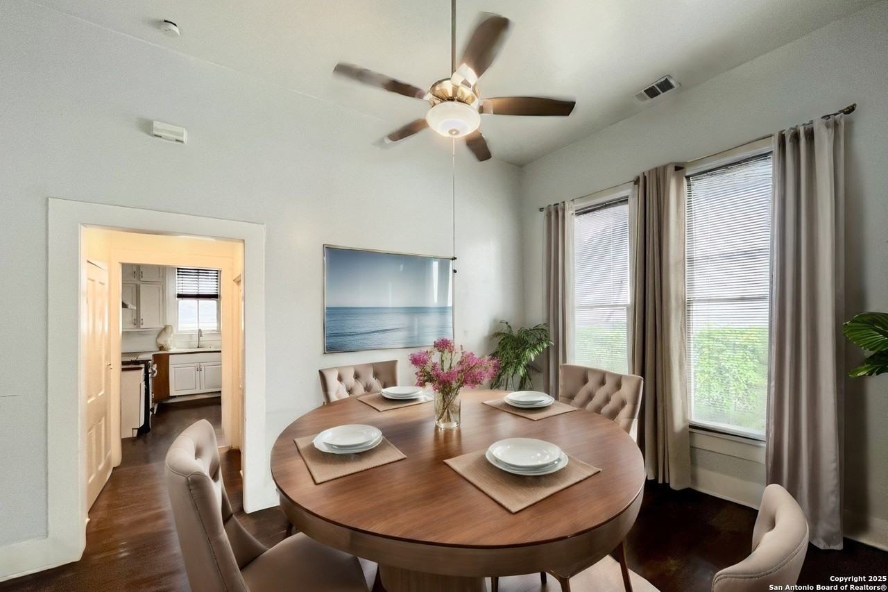 1227 Willow Apt 1 #1 - Photo 3 of 37