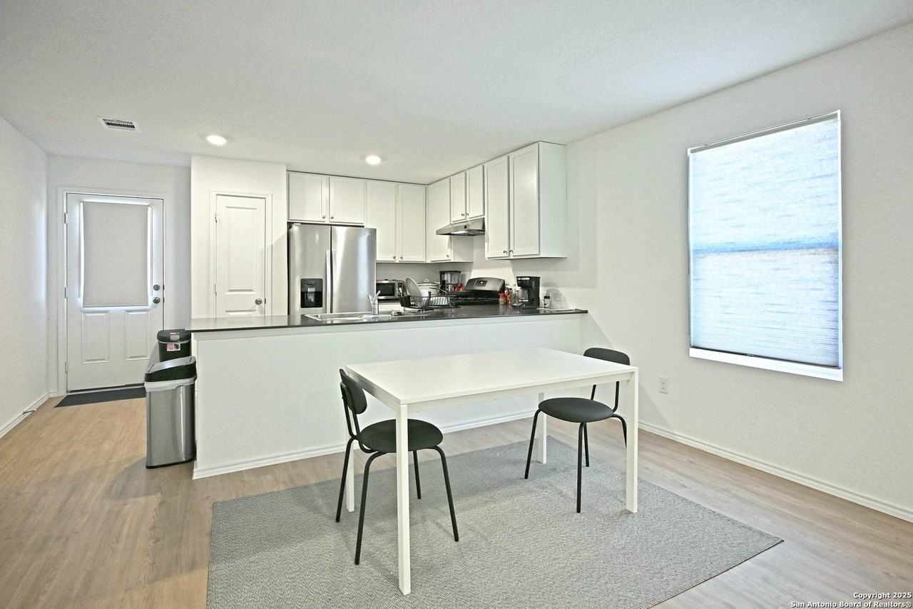 5115 Schaeffer Ridge - Photo 3 of 18