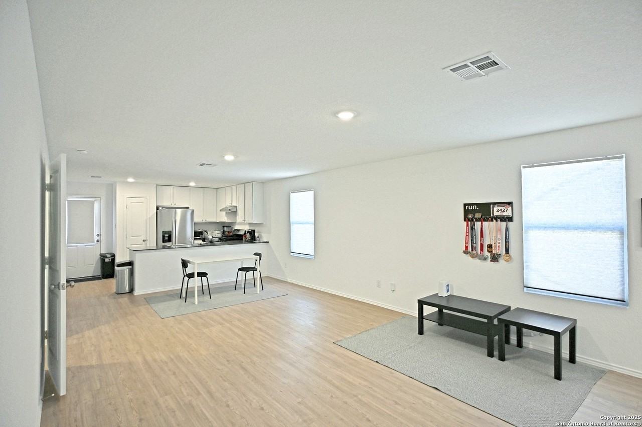 5115 Schaeffer Ridge - Photo 4 of 18