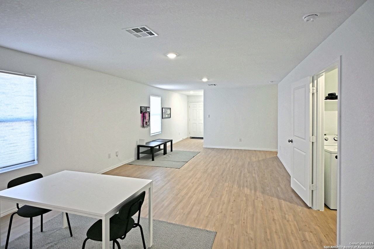 5115 Schaeffer Ridge - Photo 5 of 18