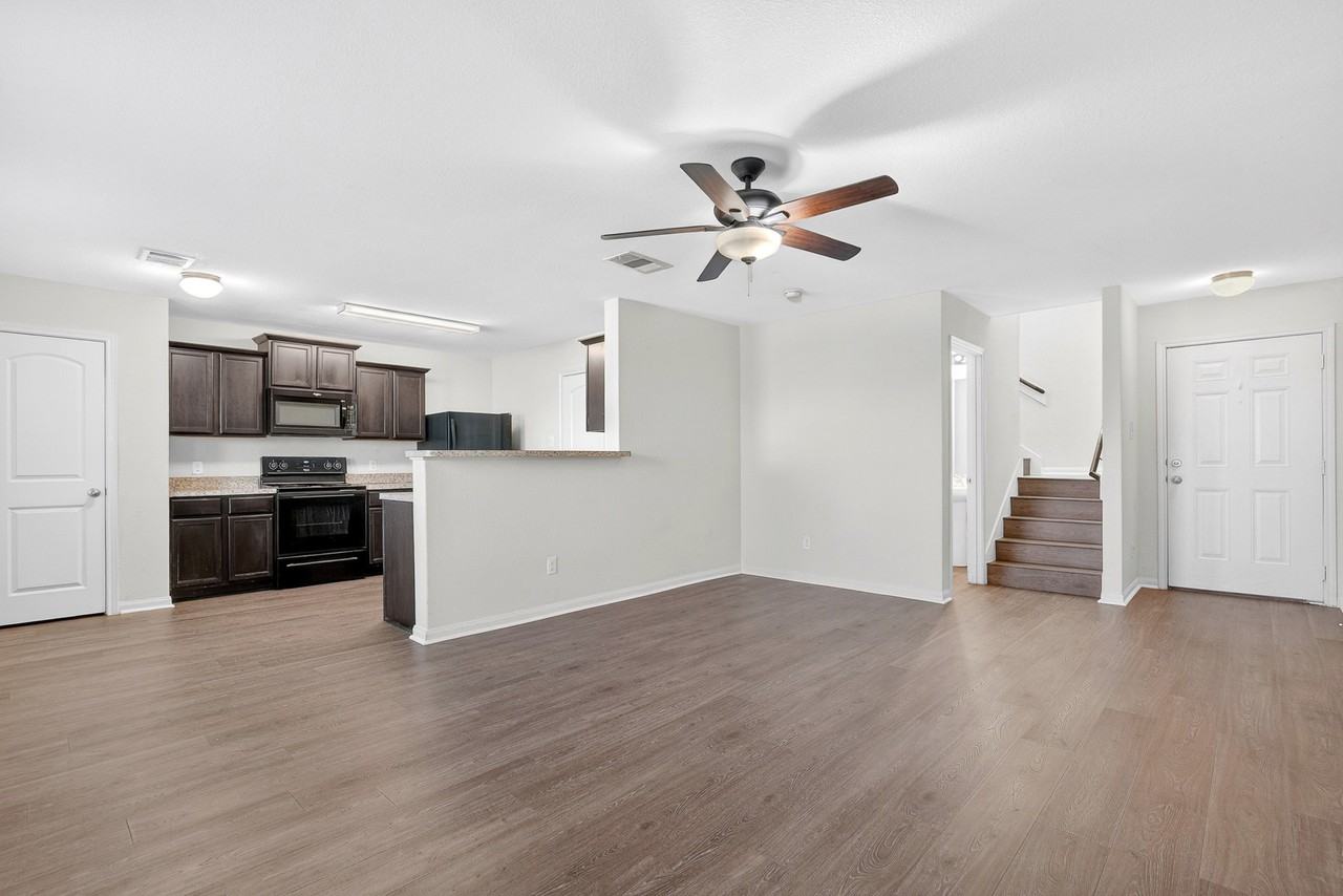 308 Yearwood Ln #1 - Photo 3 of 14