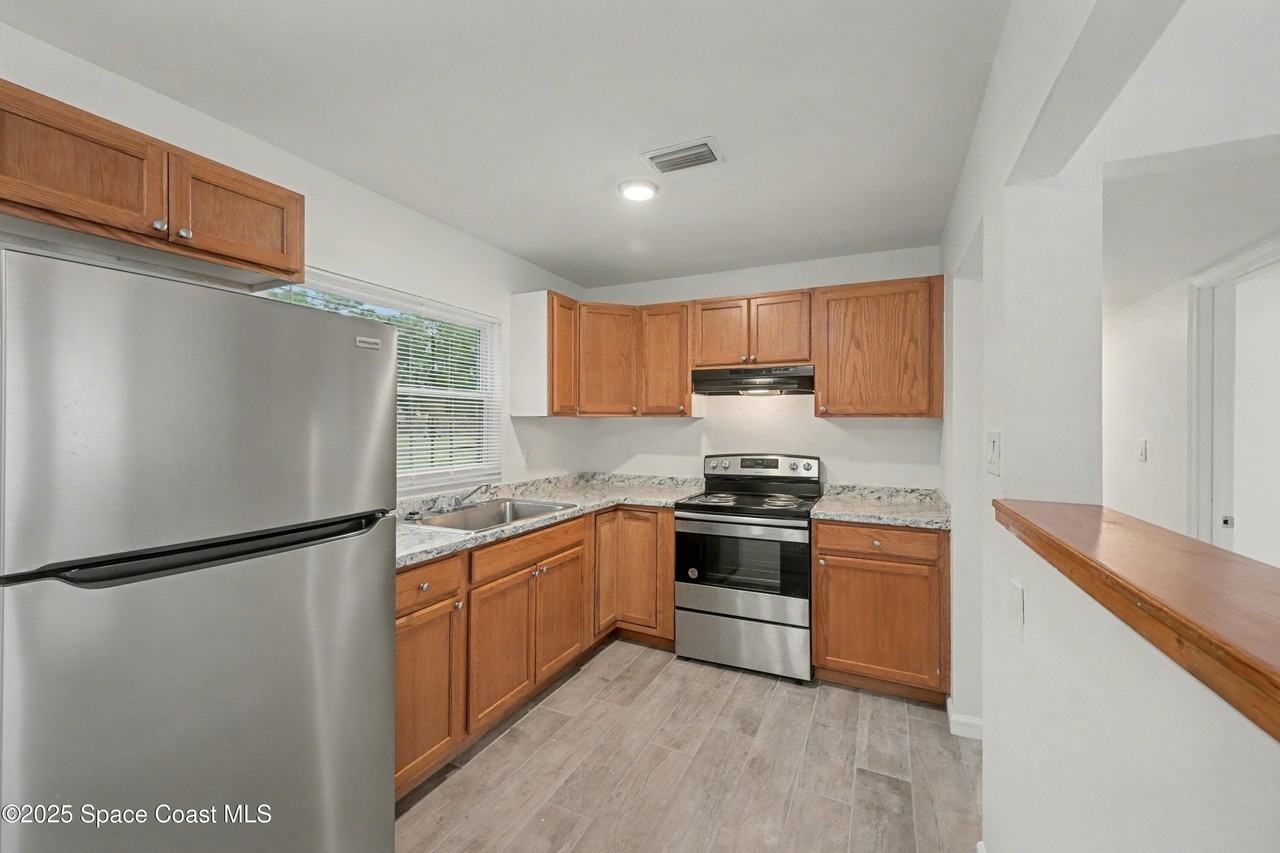 990 Pinson Blvd - Photo 5 of 20