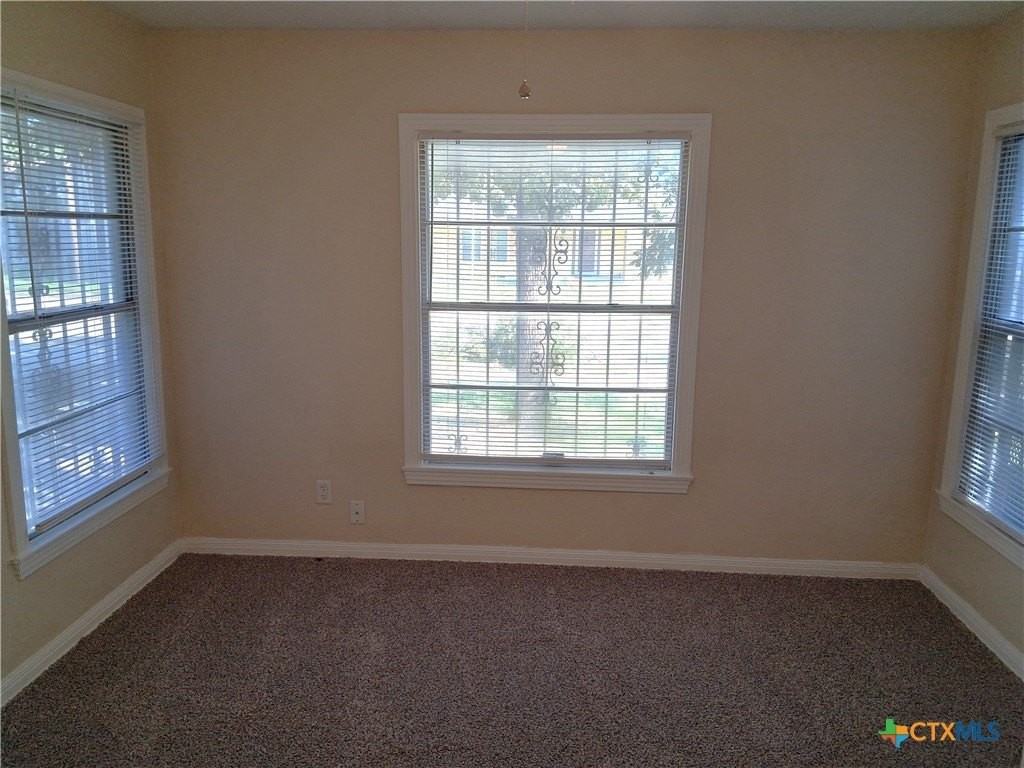 1004 Nolan Avenue - Photo 3 of 11