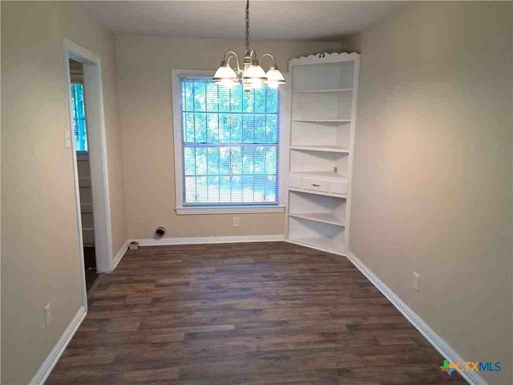 1004 Nolan Avenue - Photo 6 of 11