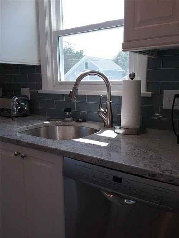 97 Center Avenue - Photo 6 of 13