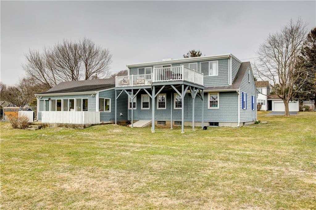 16 South Drive - Photo 2 of 25