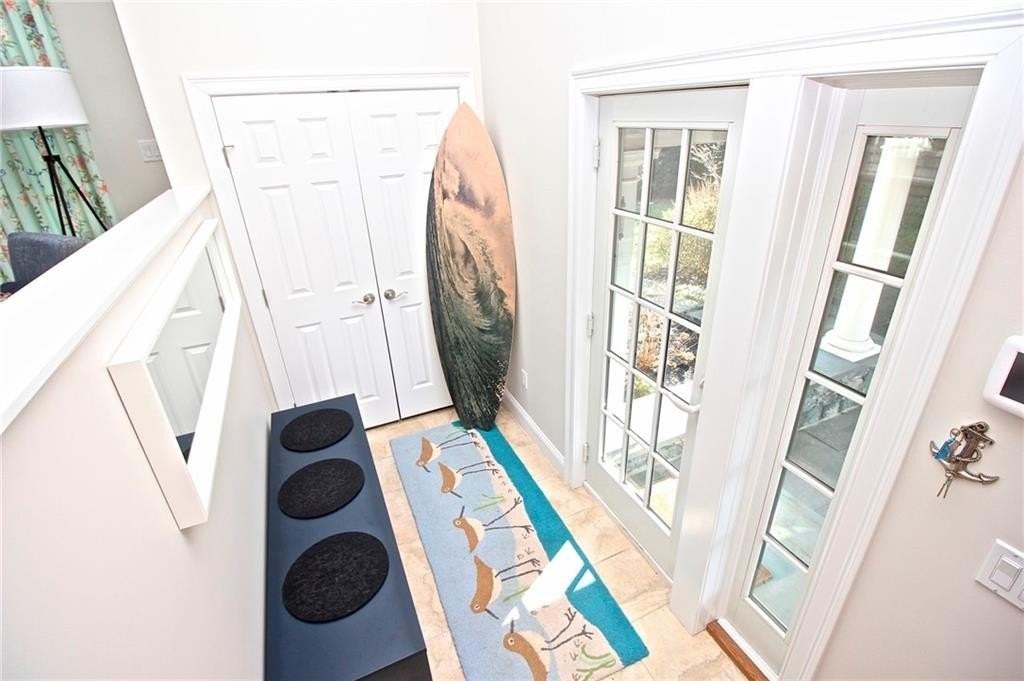 190 Coggeshall Avenue - Photo 5 of 50