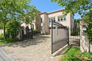 featured image of 203 Coggeshall Avenue