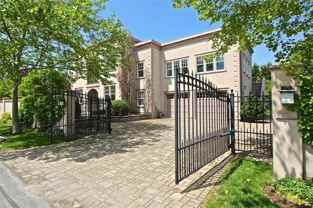 203 Coggeshall Avenue - Photo 1 of 1