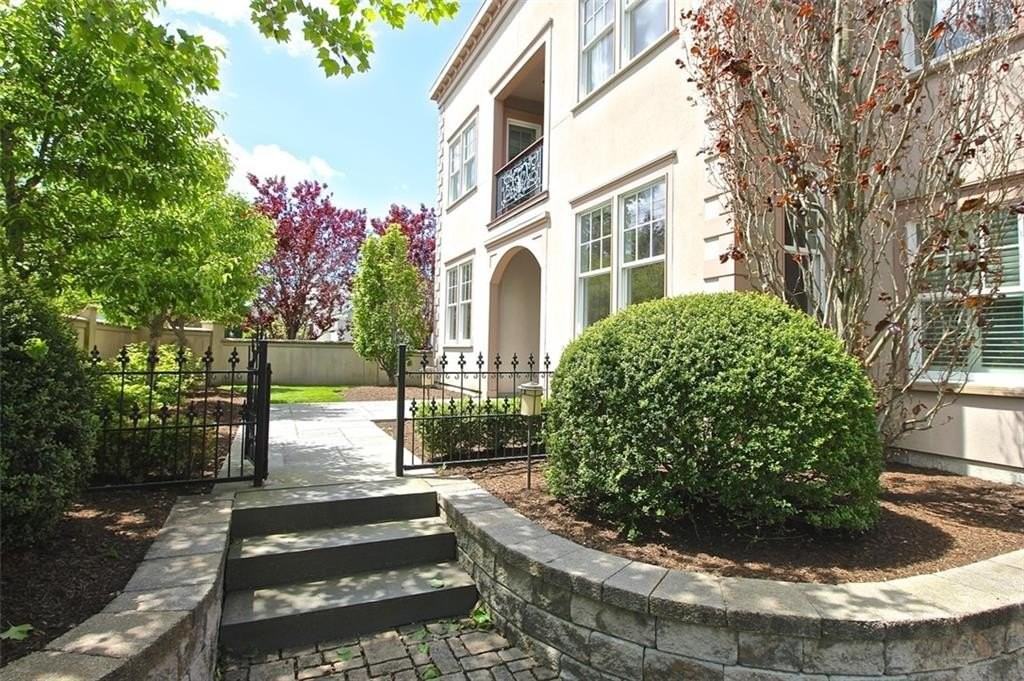 203 Coggeshall Avenue - Photo 3 of 50