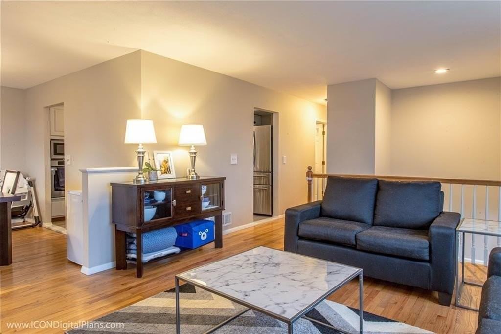 25 Algonquin Drive - Photo 3 of 27