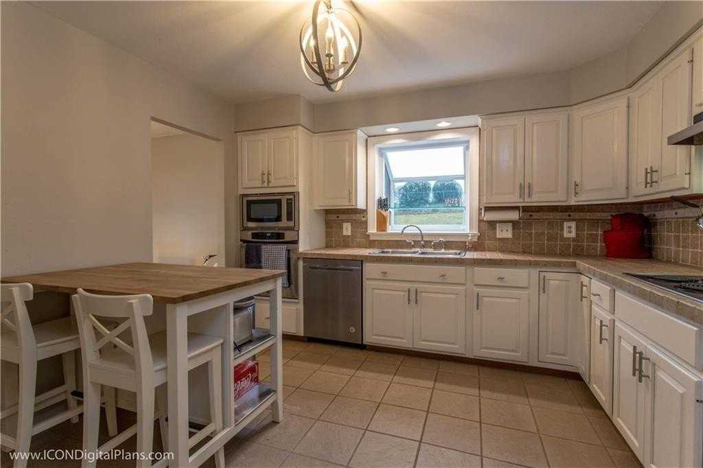 25 Algonquin Drive - Photo 7 of 27