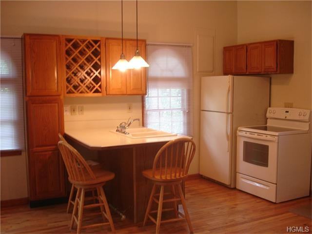 214 Barrett Hill Rd - Photo 3 of 11