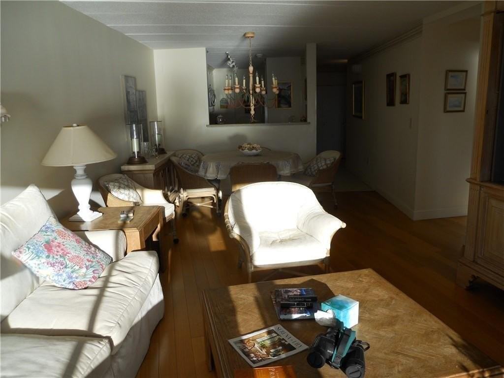 1412 Capella Street South #1412 - Photo 6 of 12