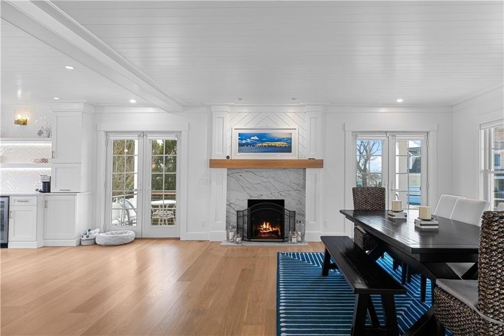 250 Allston Avenue - Photo 6 of 40