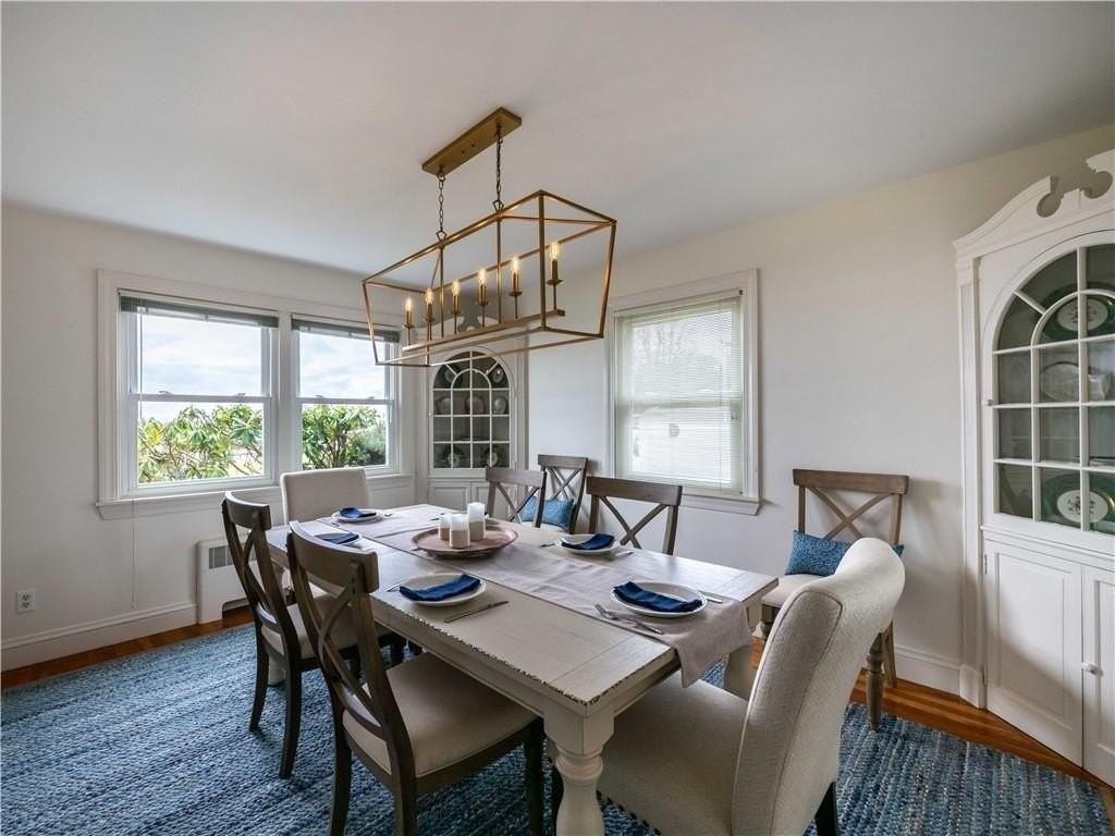 132 Memorial Boulevard - Photo 5 of 17