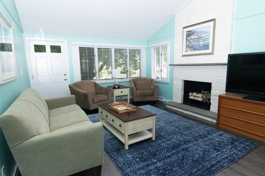 15 Treasure Road - Photo 2 of 10