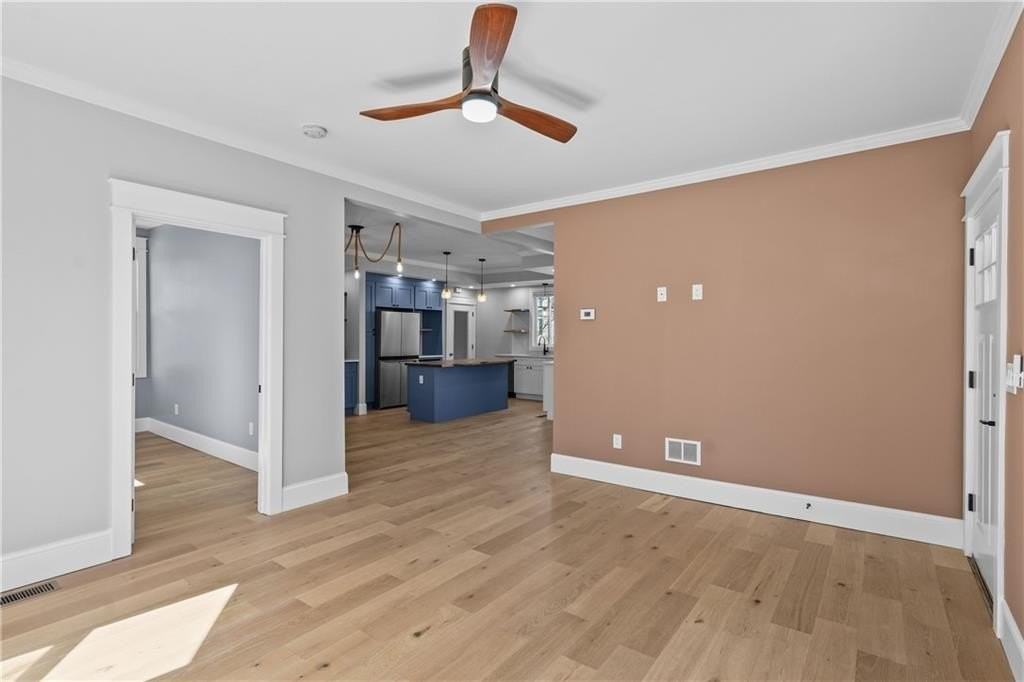 20 Summer St - Photo 7 of 46