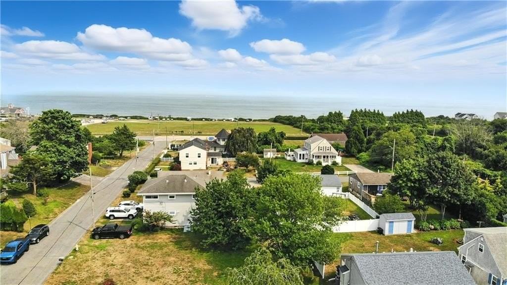 69 Longview Drive - Photo 3 of 20