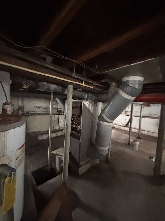 928 West Waggoner Street - Photo 3 of 10