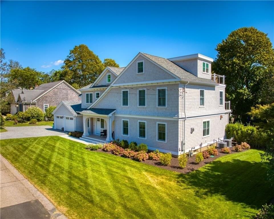 11 Shields St - Photo 3 of 32