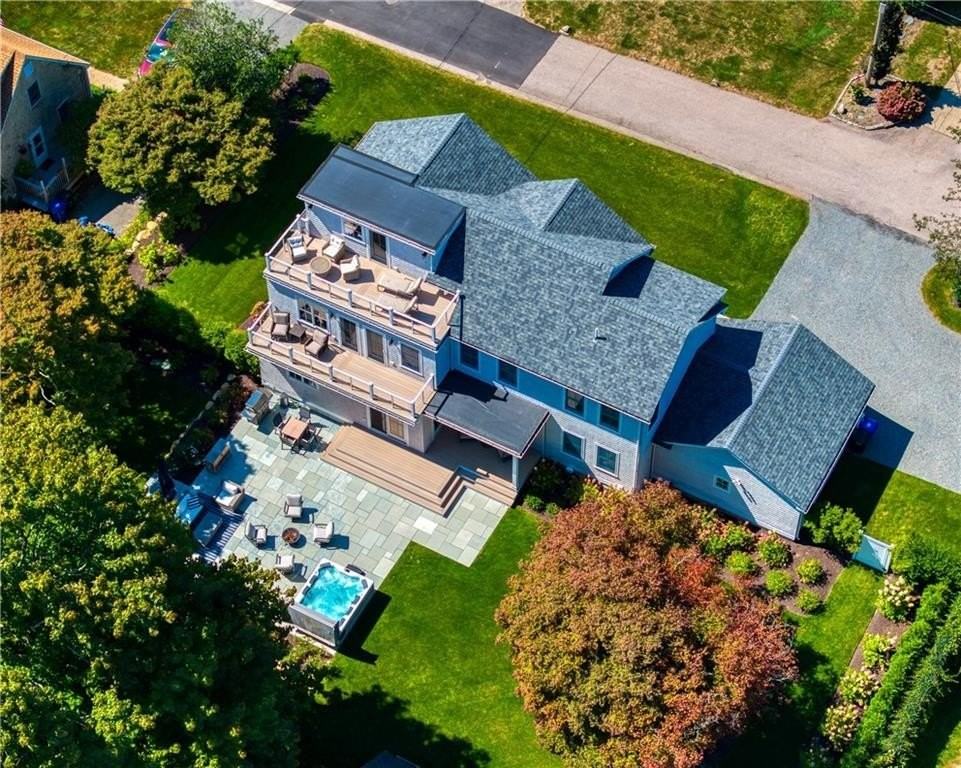 11 Shields St - Photo 4 of 32