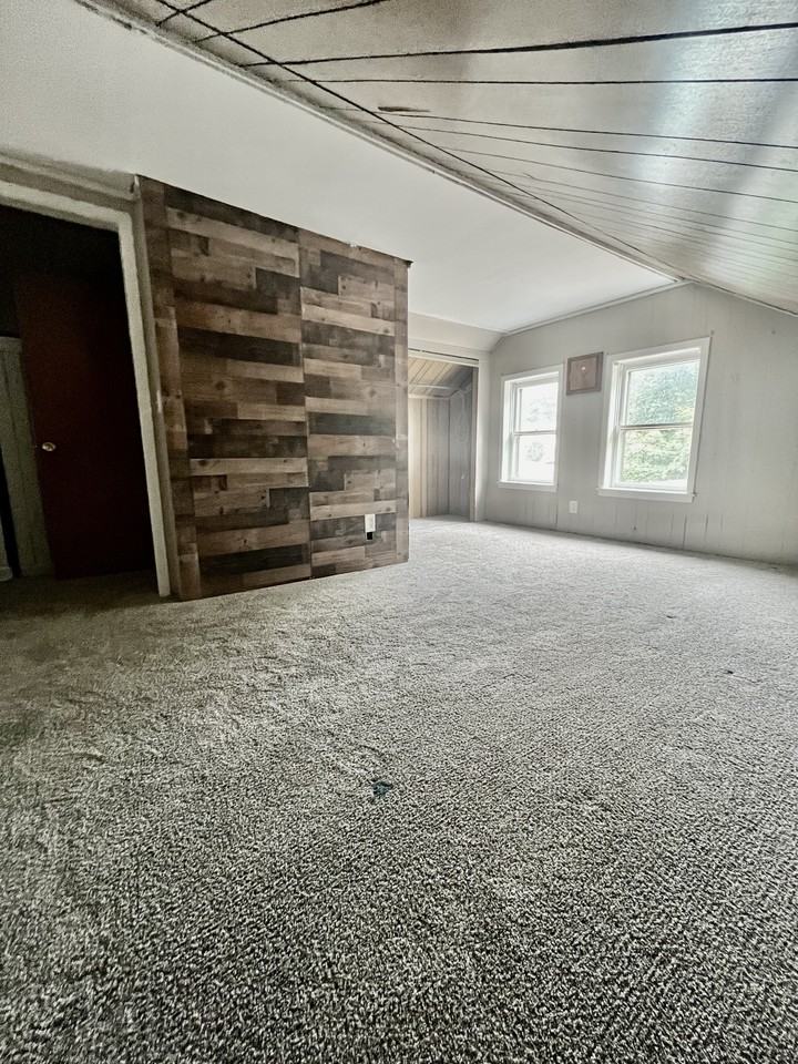 412 North Martin Street - Photo 5 of 10