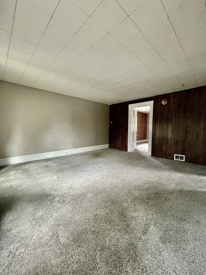 412 North Martin Street - Photo 7 of 10