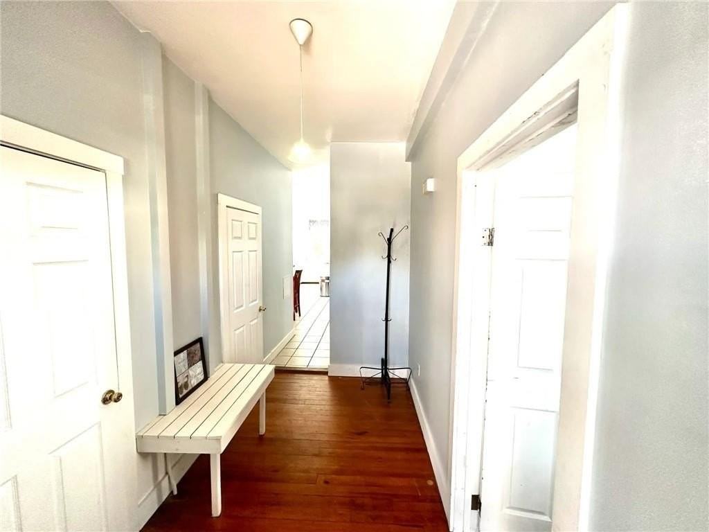 693 Thames Street #1 - Photo 4 of 14