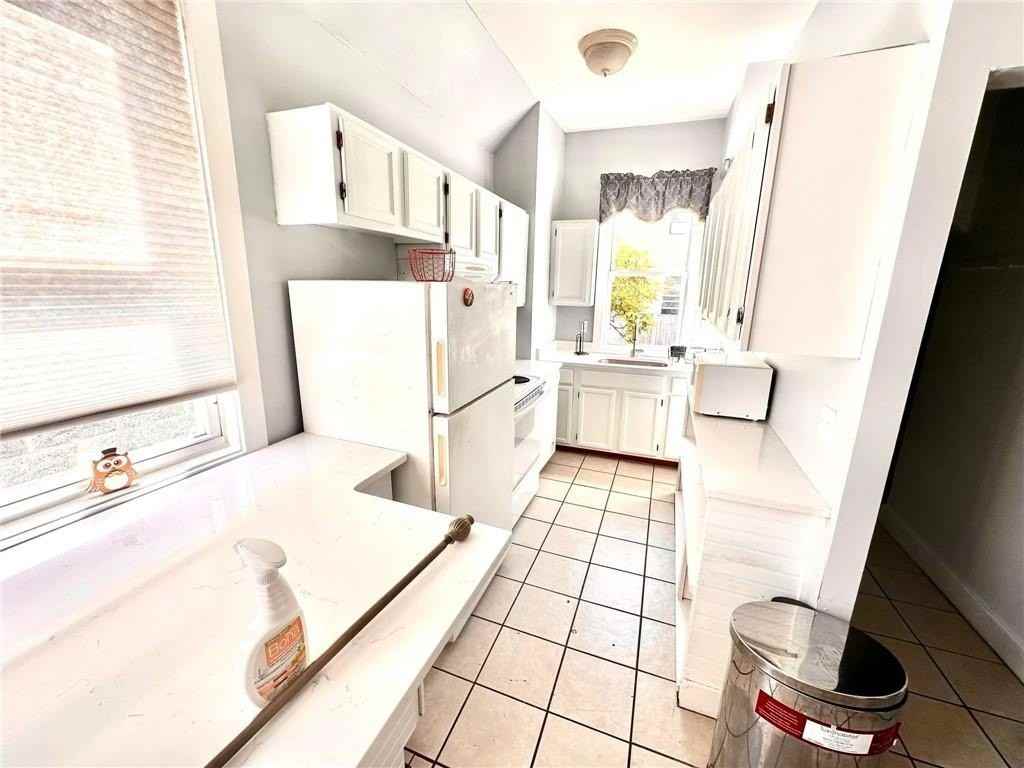 693 Thames Street #1 - Photo 7 of 14