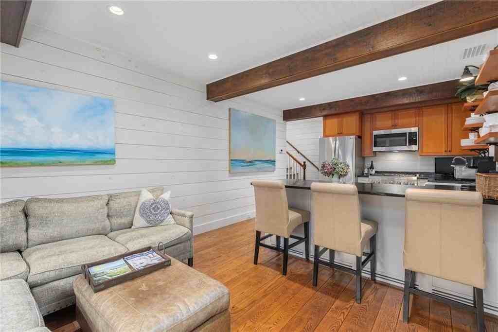 5 Ledge Rd - Photo 4 of 38