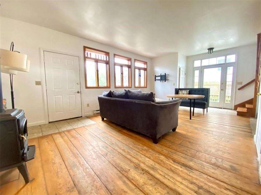 32 Mc Allister Street - Photo 6 of 17