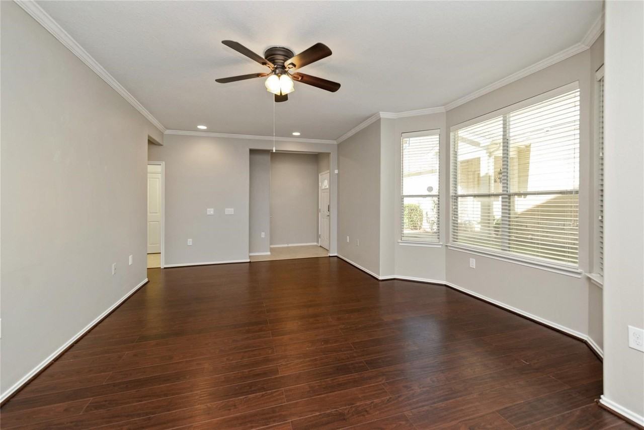 13600 Breton Ridge Street - Photo 7 of 40