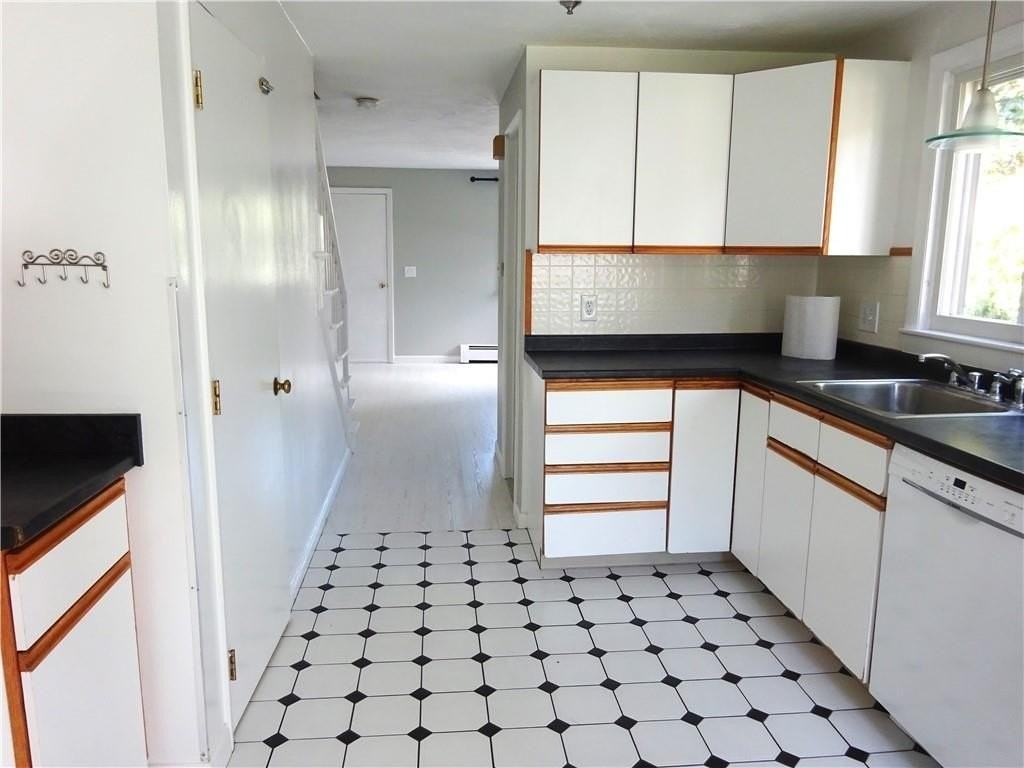 3 Southmayo Street #A - Photo 6 of 23