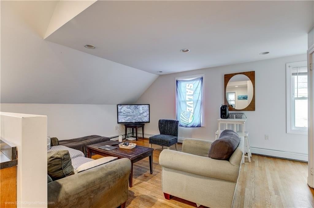 23 Stockholm St #2 - Photo 5 of 18
