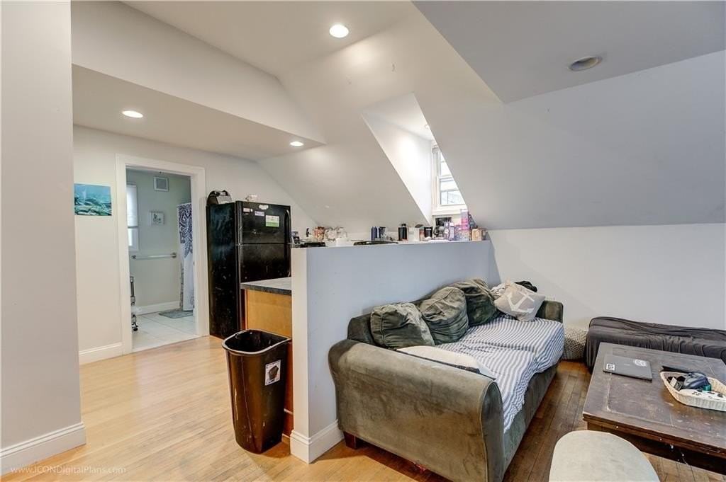 23 Stockholm St #2 - Photo 7 of 18