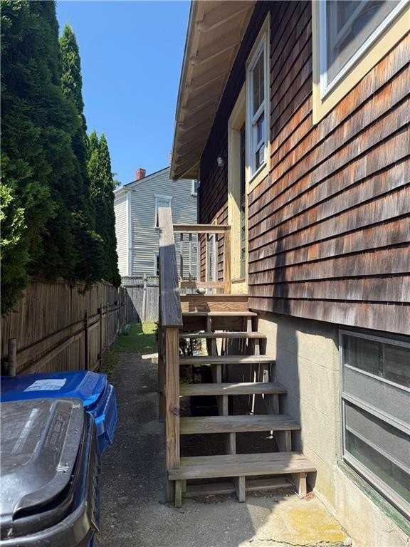 60 Farewell Street - Photo 4 of 10