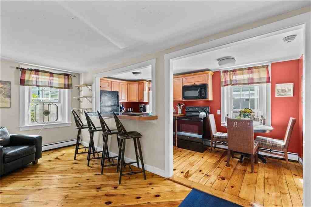 6 Hammond Street #4 - Photo 4 of 25