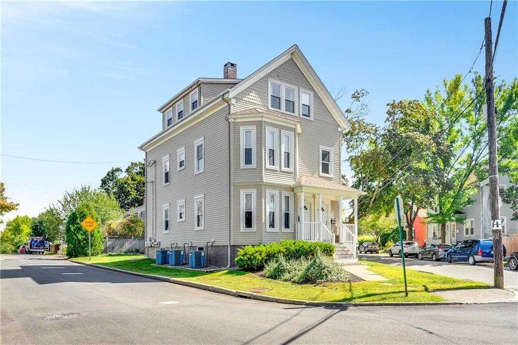 309 Highland Avenue #2 - Photo 4 of 20