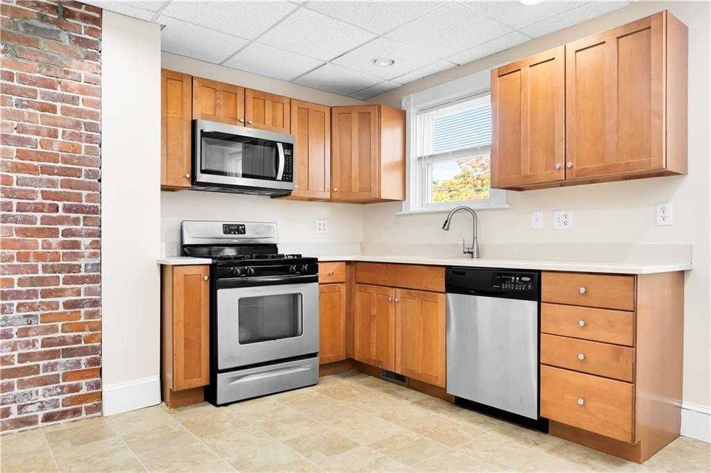 309 Highland Avenue #2 - Photo 5 of 20