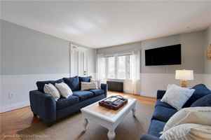 featured image of 28 Narragansett Avenue #1