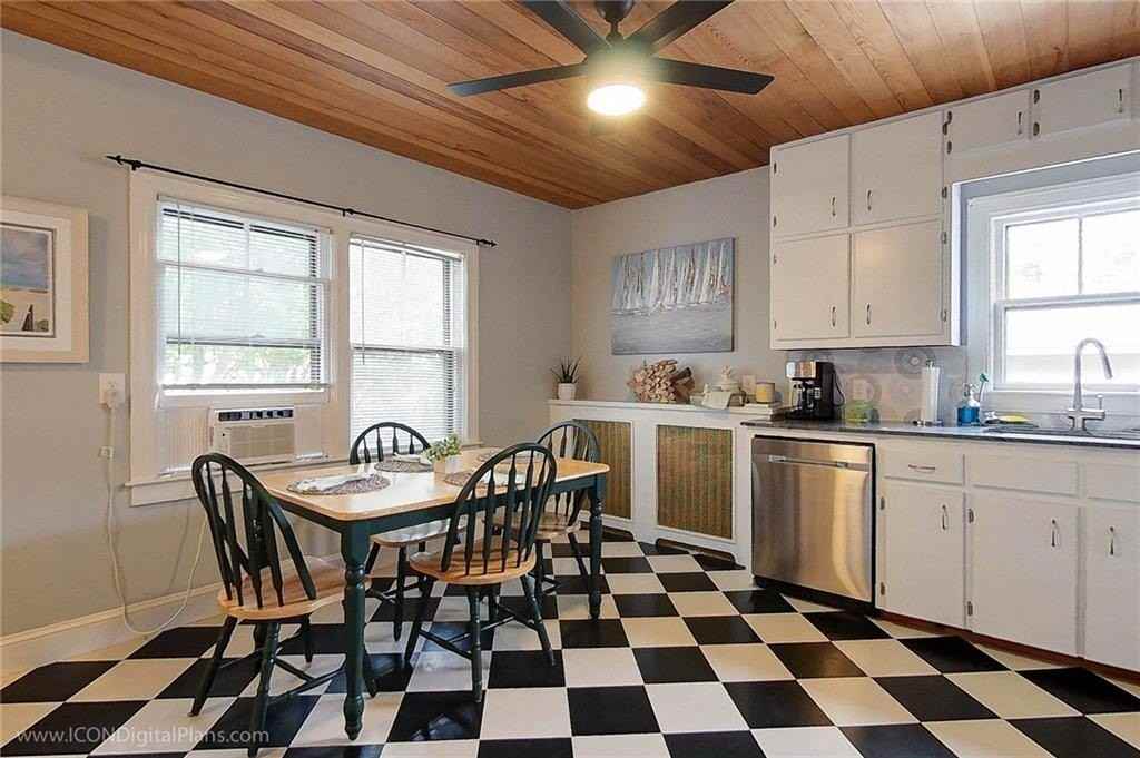 28 Narragansett Avenue #1 - Photo 6 of 18