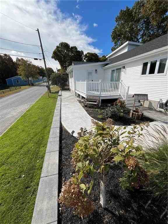 535 Hancock Street - Photo 2 of 40